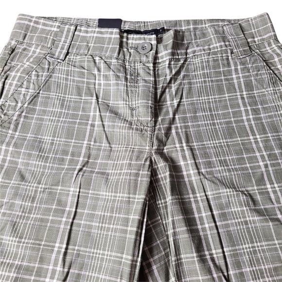 Calvin Klein Jeans green plaid khaki shorts - Picture 2 of 12
